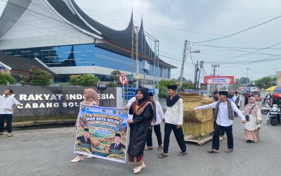 Siswa MAN Kota Solok Tampil Kreatif di Ajang Rang Solok Baralek Gadang