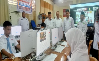 Gladi Bersih TKA Diikuti 200 Siswa MAN Kota Solok, Kepala Kankemenag Turun Langsung Monitoring