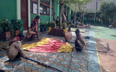 Asah Keterampilan, 43 Pramuka Bantara MAN Kota Solok Ikuti Uji SKK Mendirikan Tenda dan Memasak